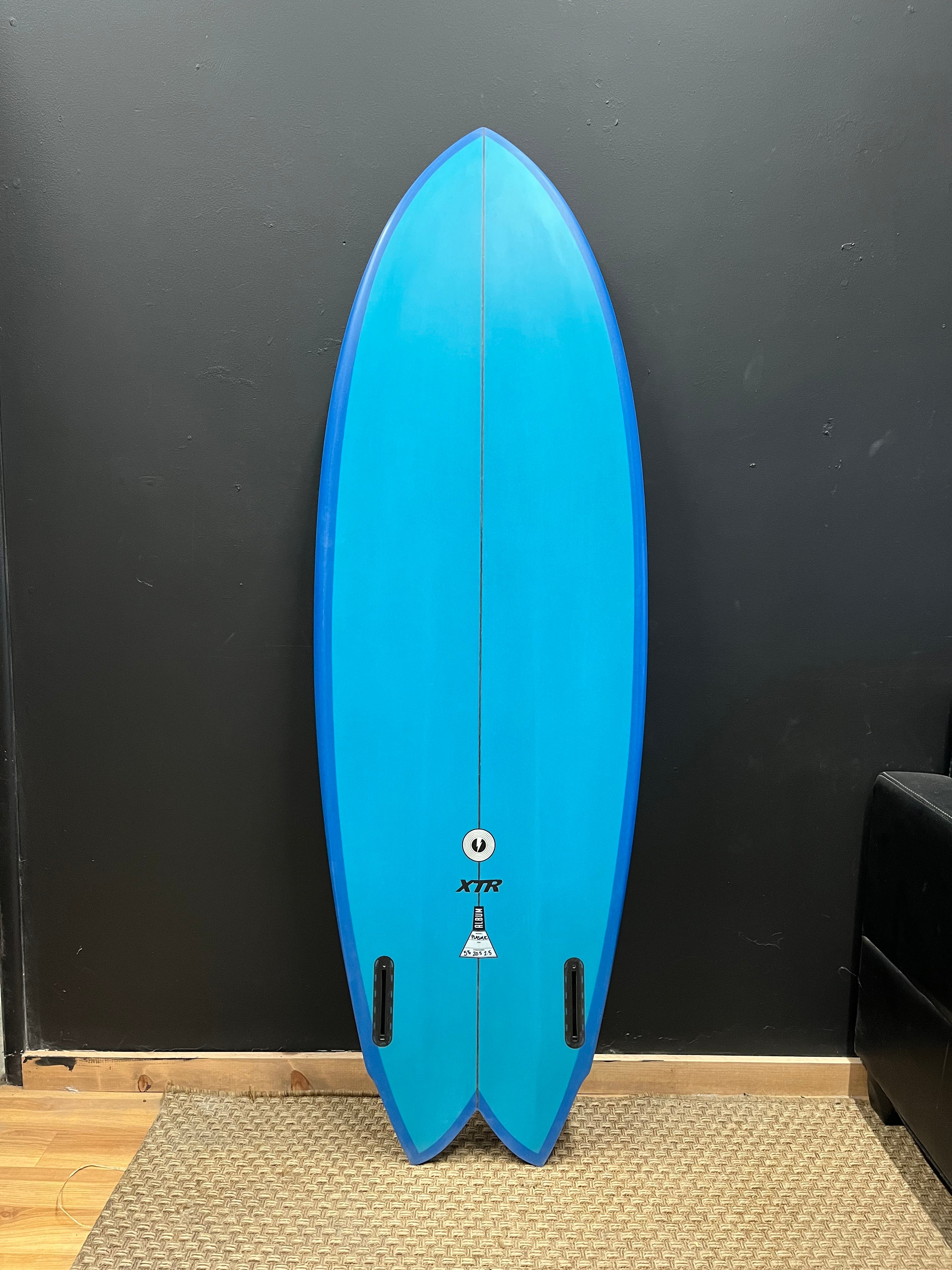 XTRカスタムエポキシボード、5'11\