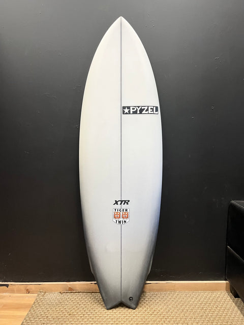 Pyzel Tiger Twin 5’8” (Blem)